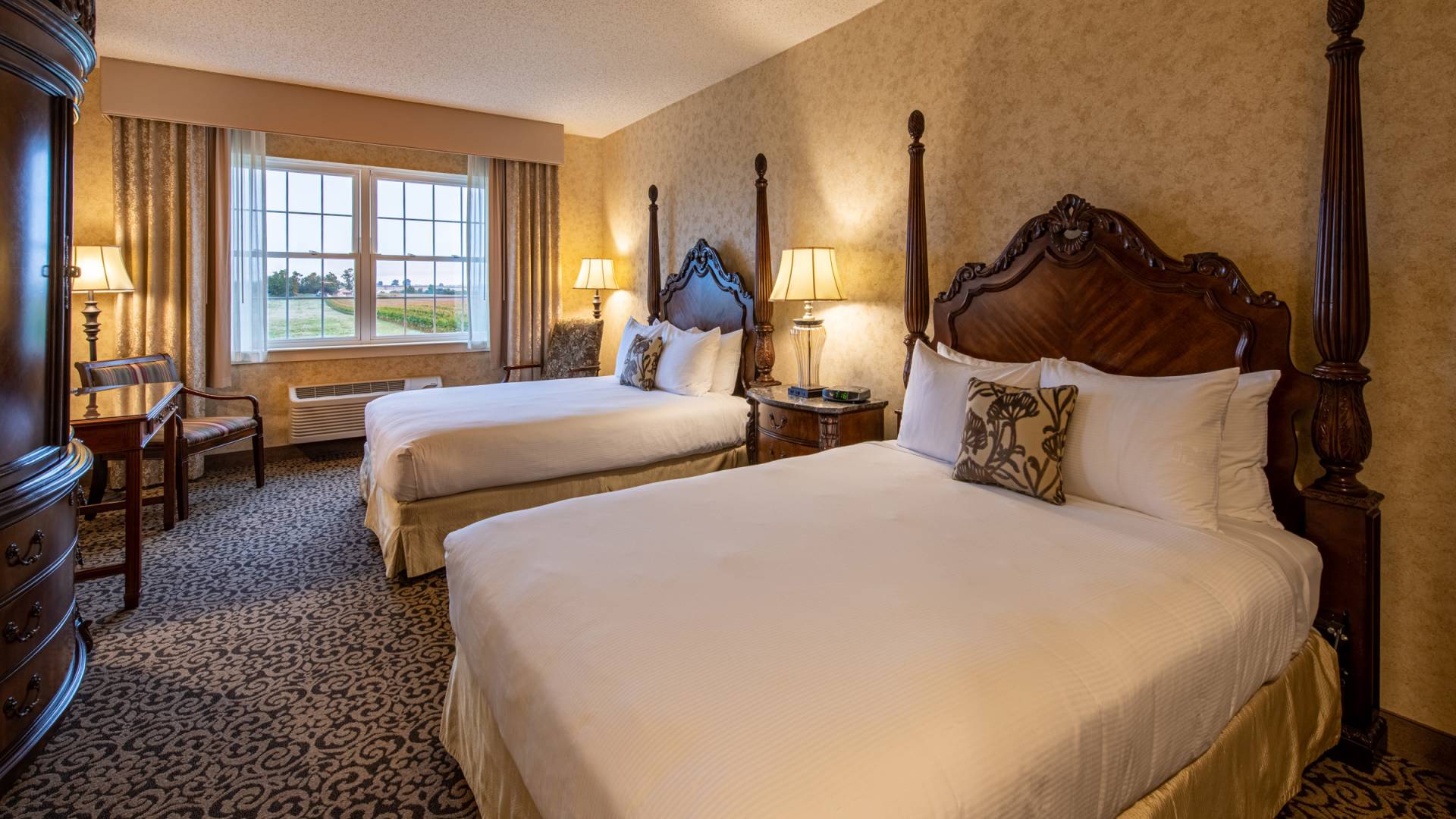 Double Queen Room at AmishView Inn & Suites in Lancaster County