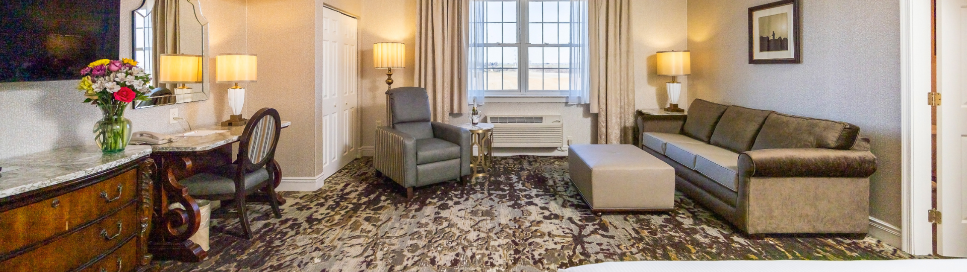 Relax in a Spacious Studio Suite in Lancaster County