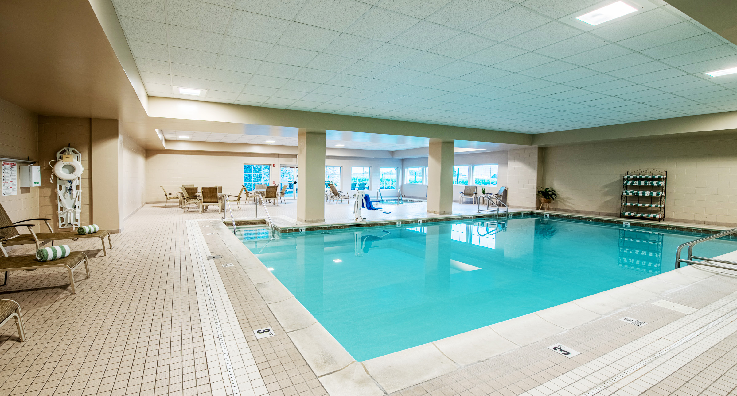 hotels in lititz pa with indoor pool