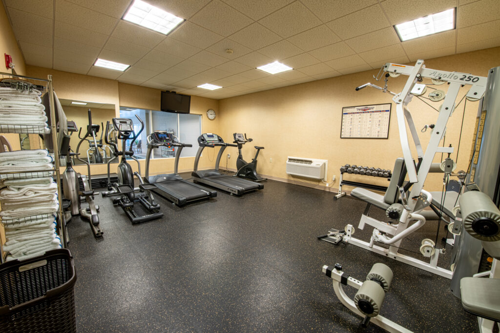 gym and workout equipment at AmishView Inn & Suites