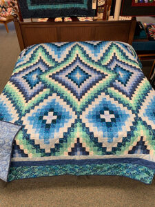 diamond Amish quilt pattern in Lancaster County, PA