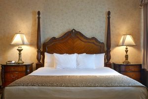 Double Queen bed at AmishView Inn & Suites