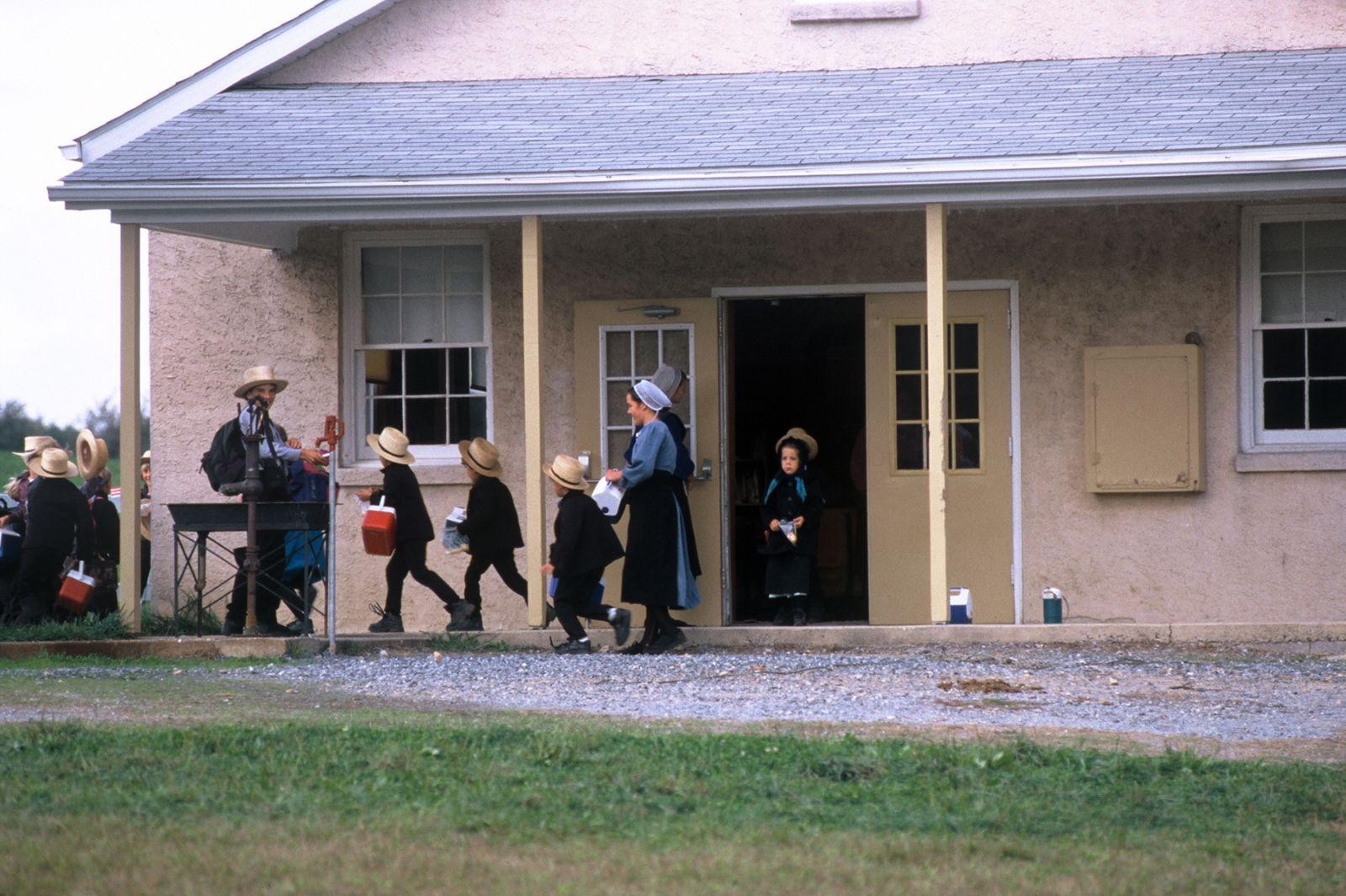 Amish Schoolhouse - Credit DiscoverLancaster.com