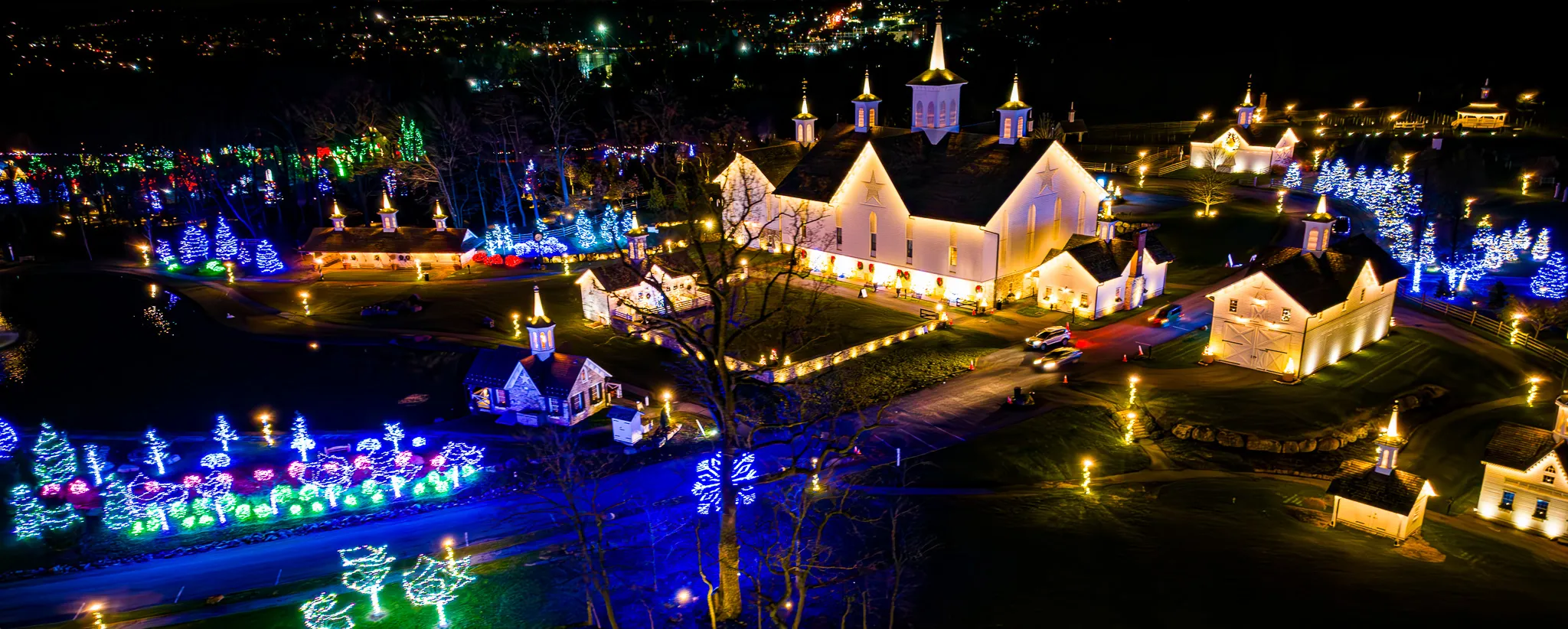 Star Barn at Christmas in Lancaster County