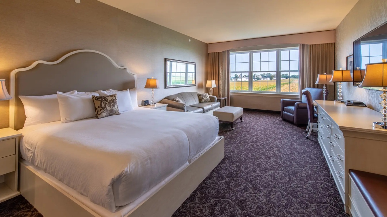 Romantic Grand King Room